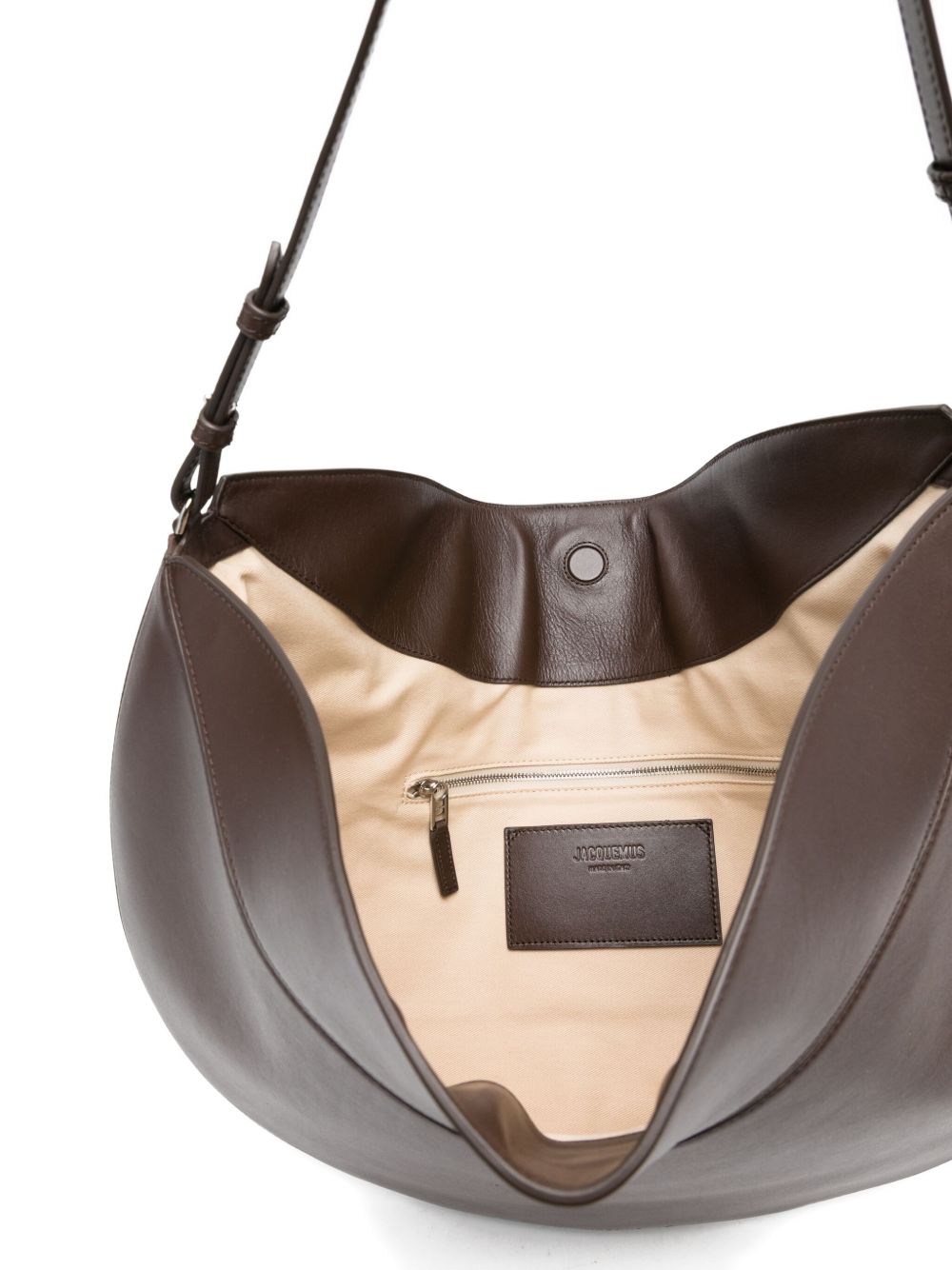 25HBAW00437 AC18A08890 JACQUEMUS
