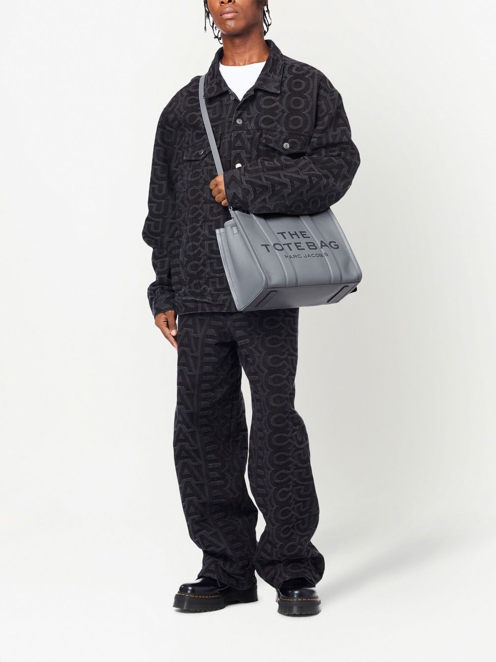 H004L01PF21 #050 MARC JACOBS