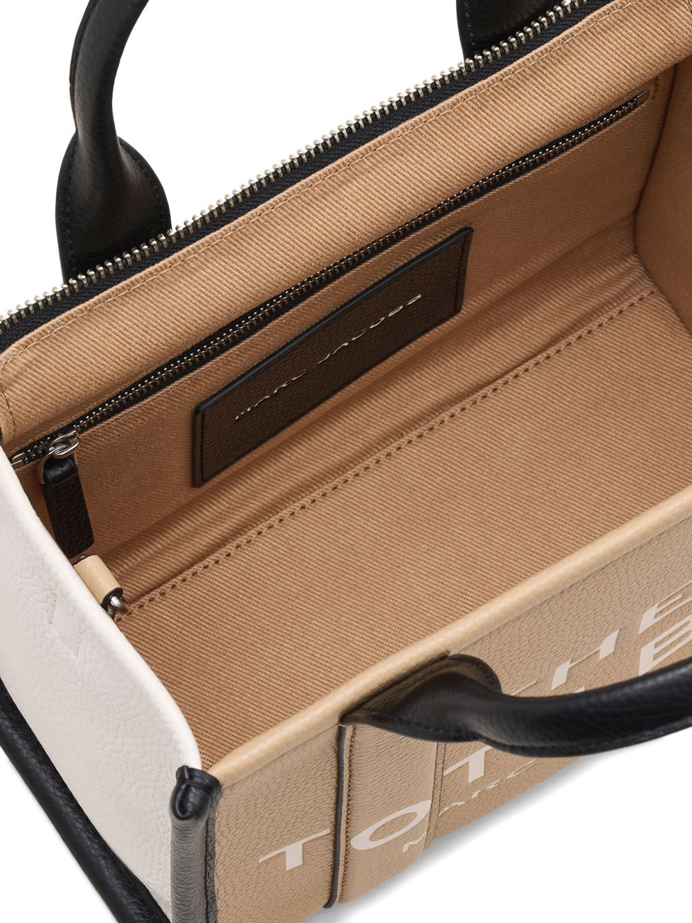 H006L01RE22 #233 MARC JACOBS