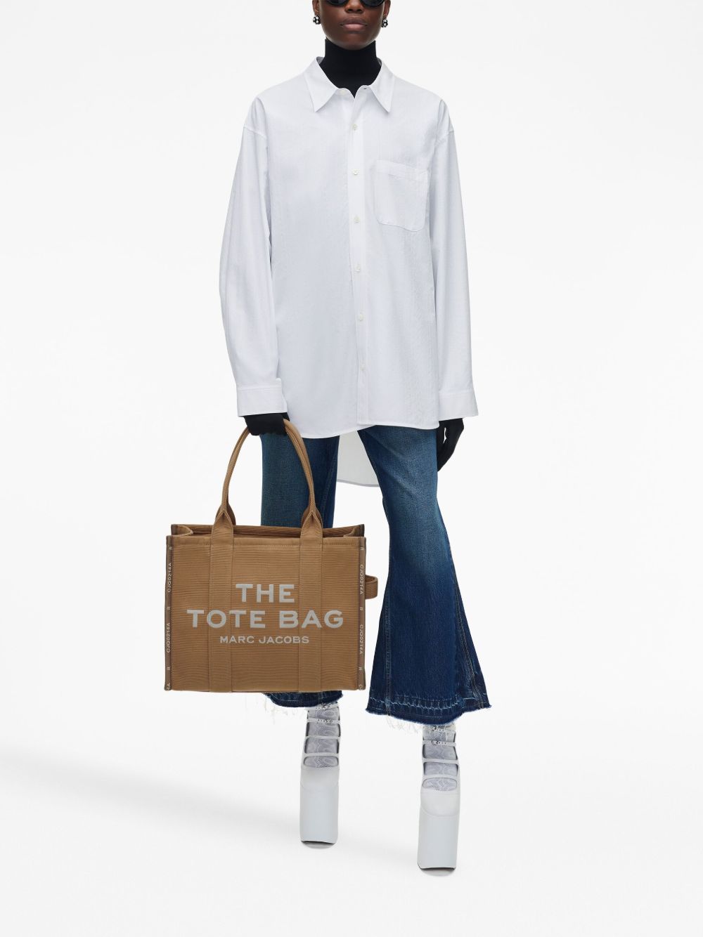 M0017048 #230 MARC JACOBS