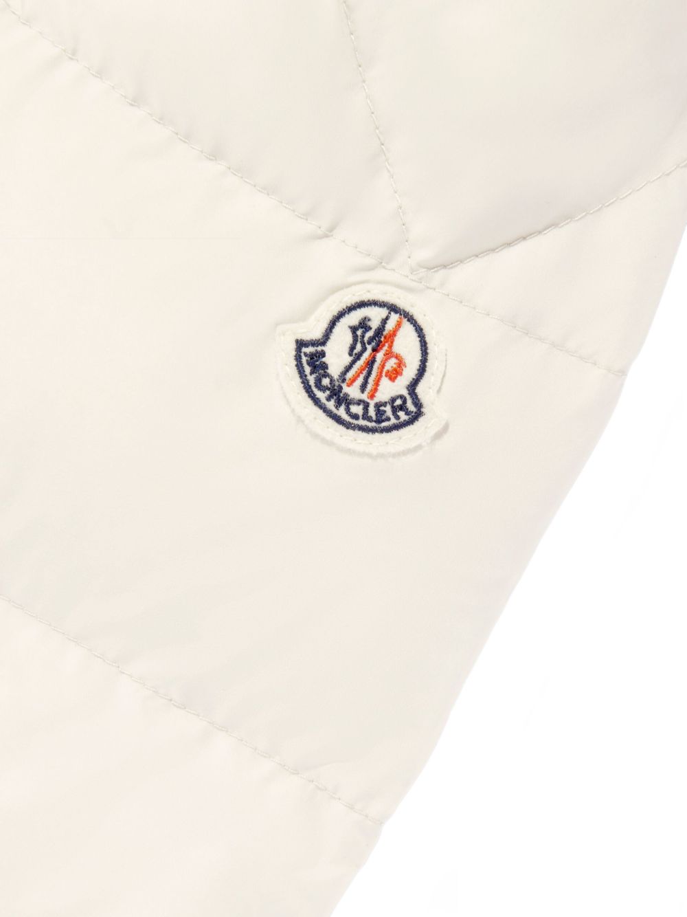K29541A00101 597YW20F MONCLER KID