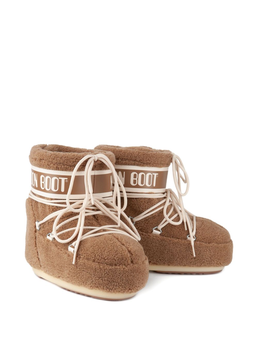 80D1409700 #M047 MOON BOOT