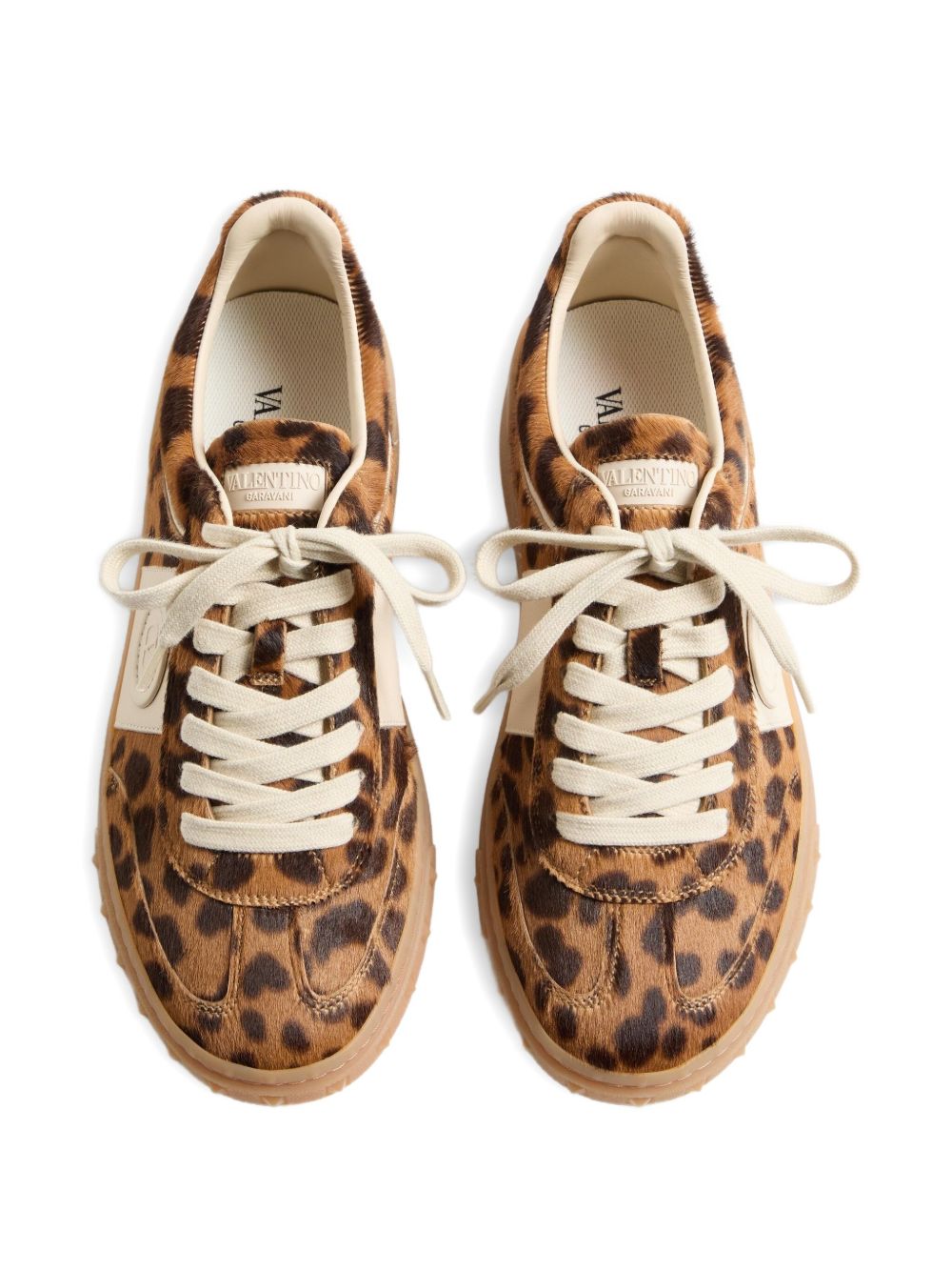 7W0S0IL9* ZQECHP VALENTINO