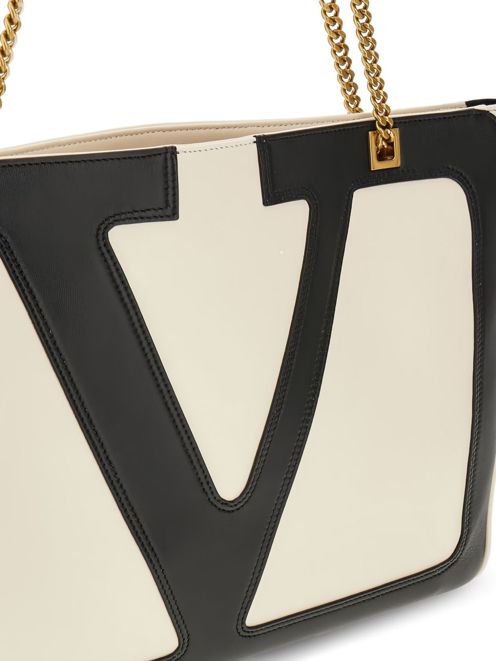 7W2B0R13* PTJR4V VALENTINO