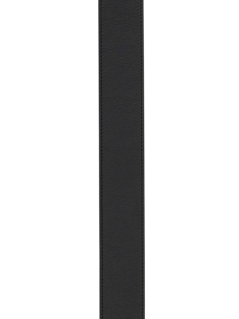 7Y0T0SQ7* UPC0NO VALENTINO