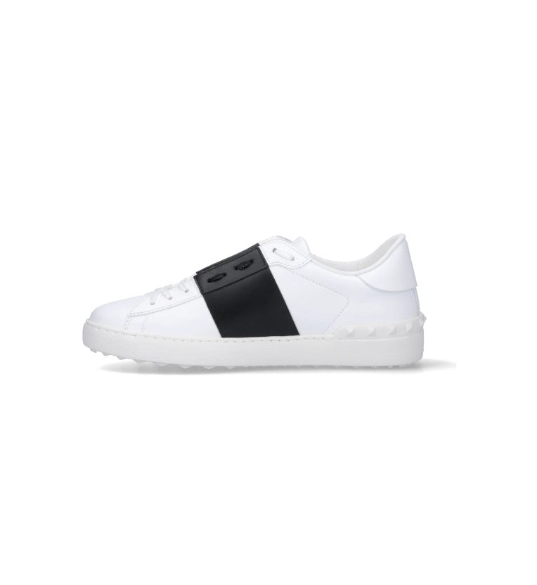 7Y2S0830* BLUA01 VALENTINO