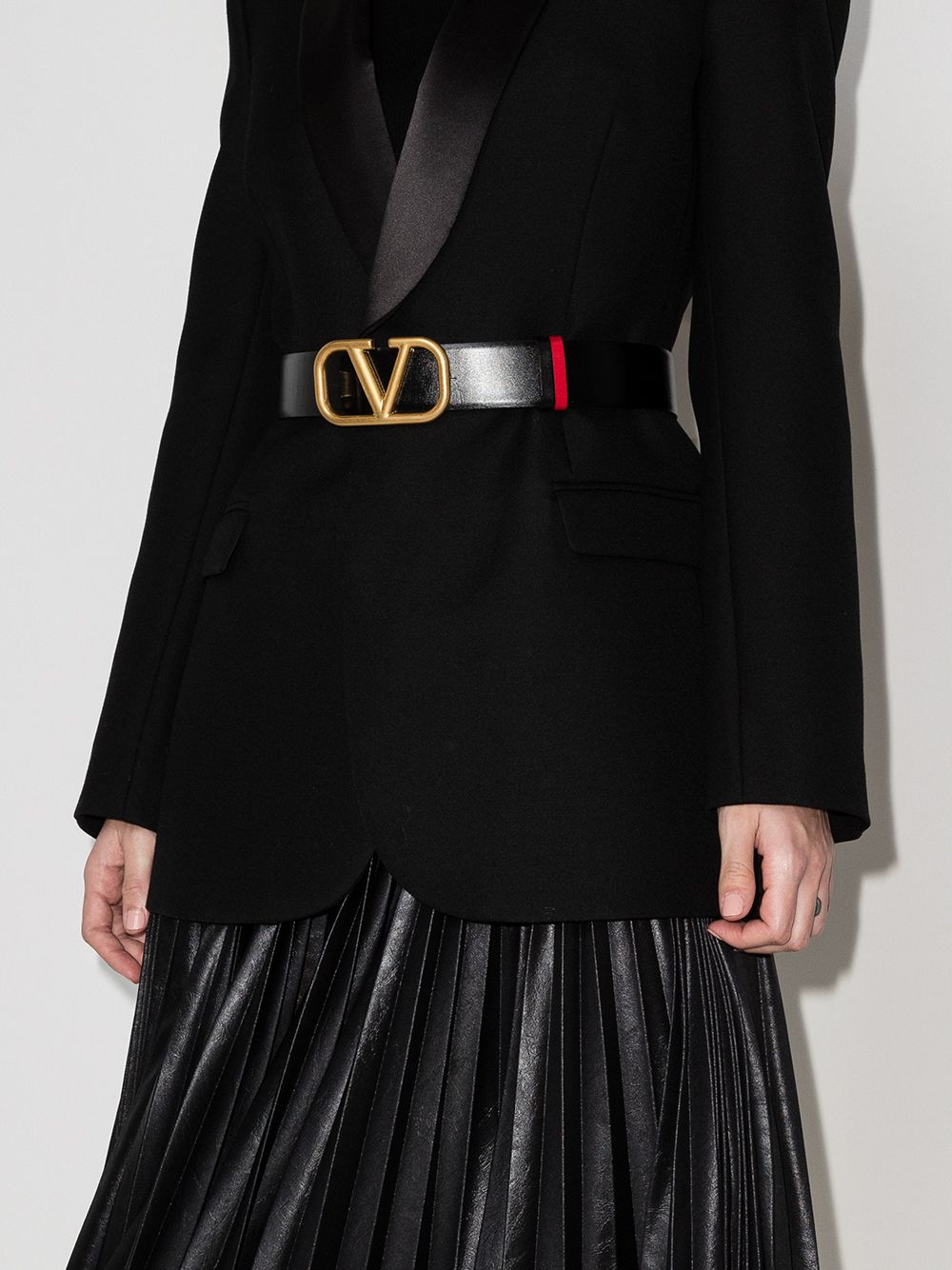 ZW2T0S11* ZFR0SM VALENTINO