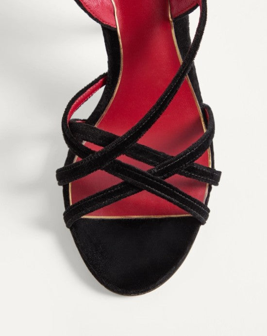 7W0S0NC6* WPJ0NO VALENTINO