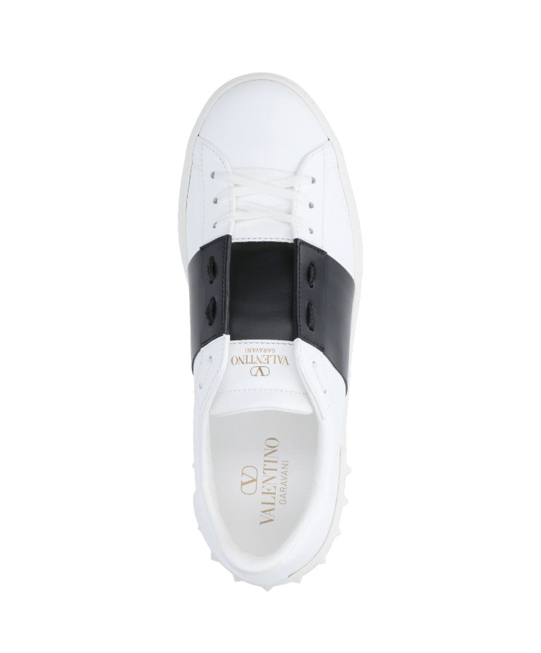7Y2S0830* BLUA01 VALENTINO