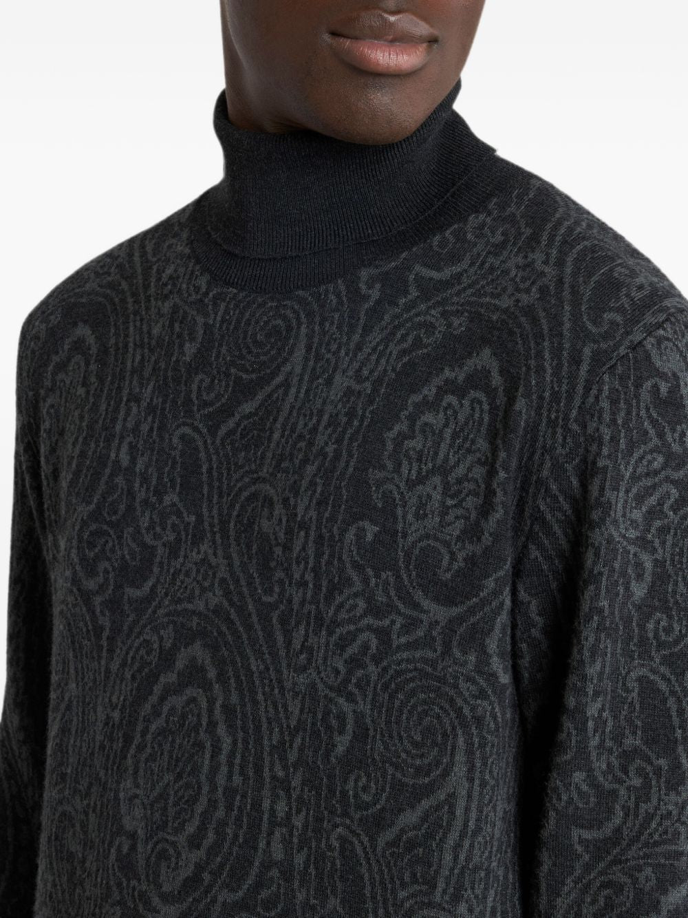 MRKF0067 AQ12XN0702 ETRO