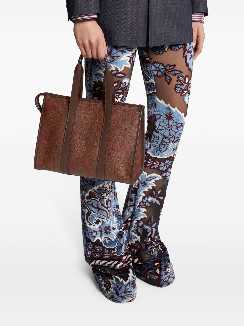 WP1A0010 AA001M0019 ETRO