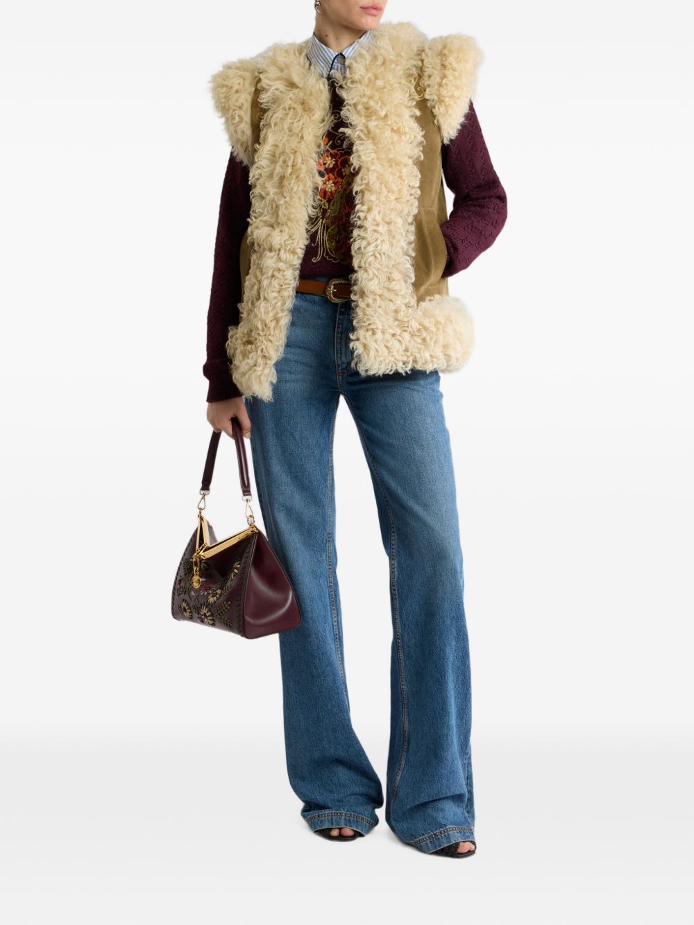 WRKE0252 AR11PR0369 ETRO