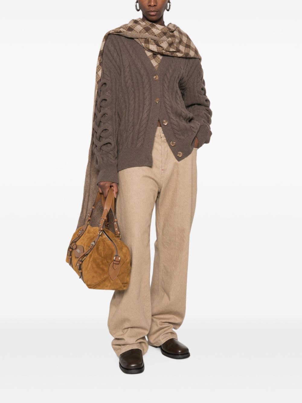 WRKP0021 AV12DM3954 ETRO