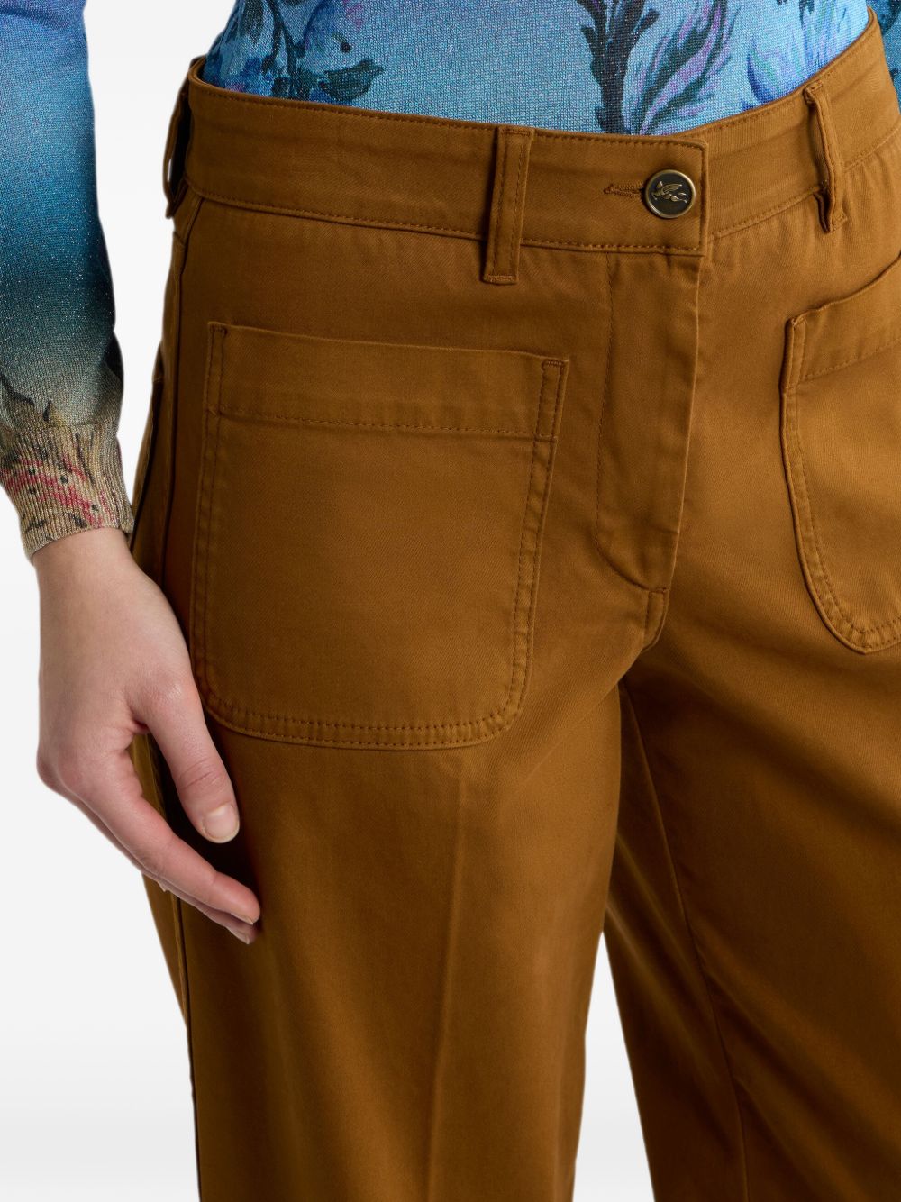 WRNB0040 AV689Y0412 ETRO