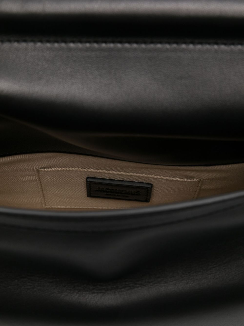 BAW00356 AC27L14990 JACQUEMUS