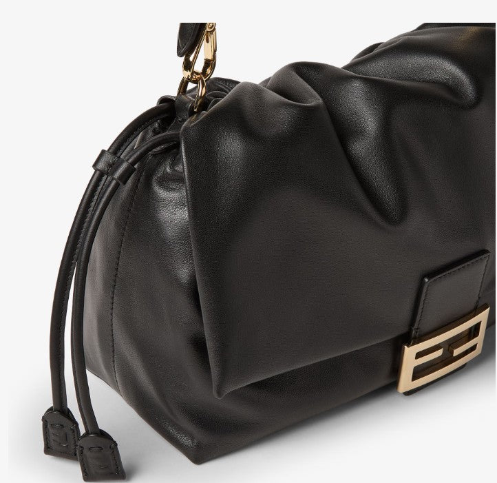 8BR857* B1ZKF0QA1 Fendi*