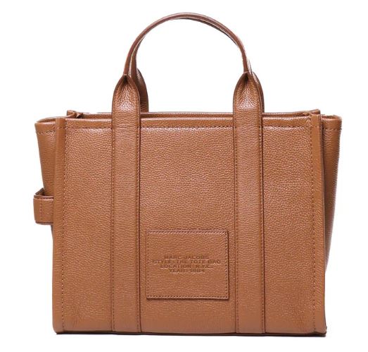 H004L01PF21 #212 MARC JACOBS