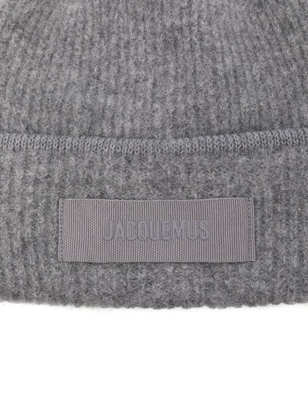 24HACU00666 AK00227970 JACQUEMUS