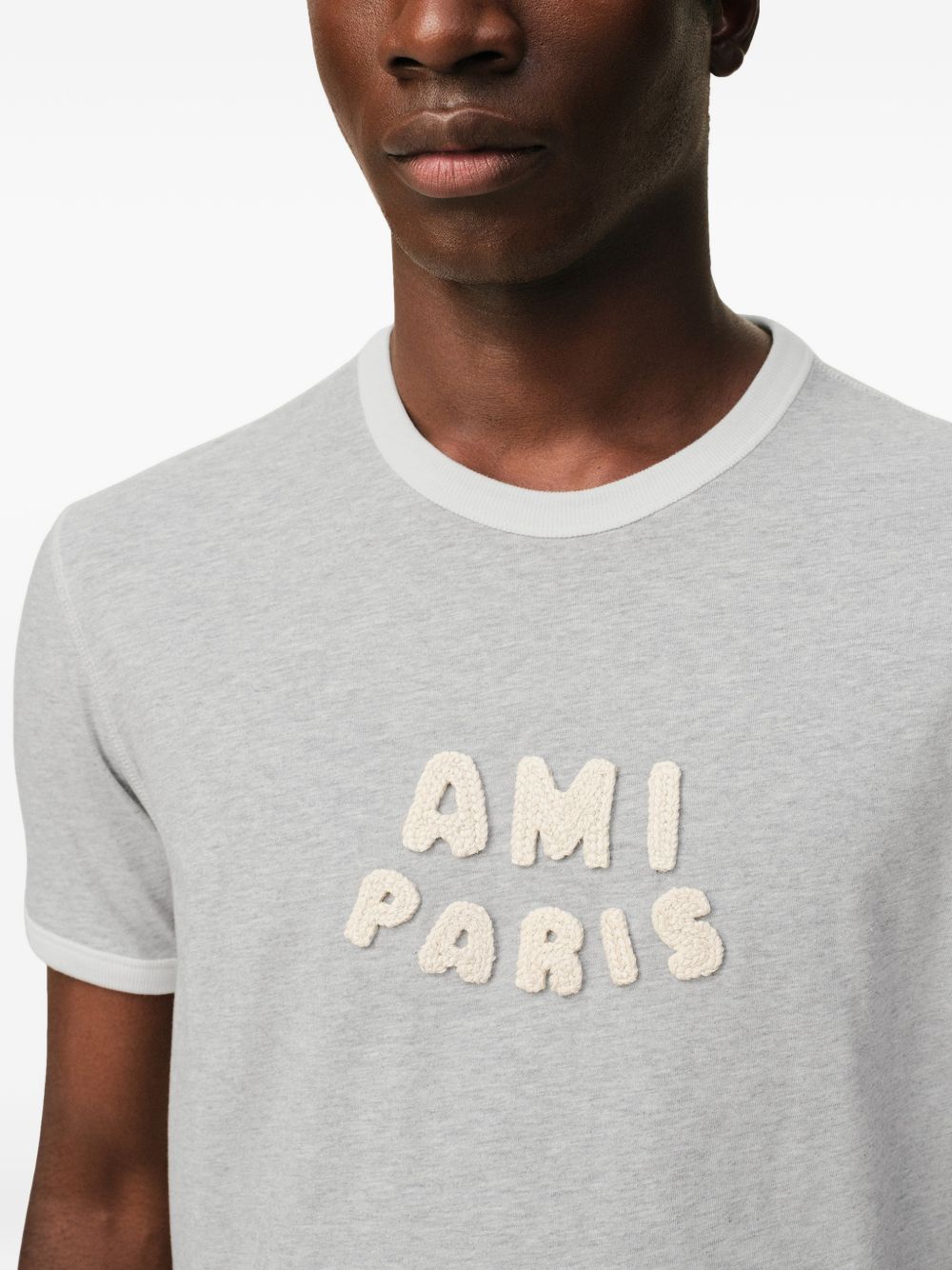 UTS371 724A079 AMI