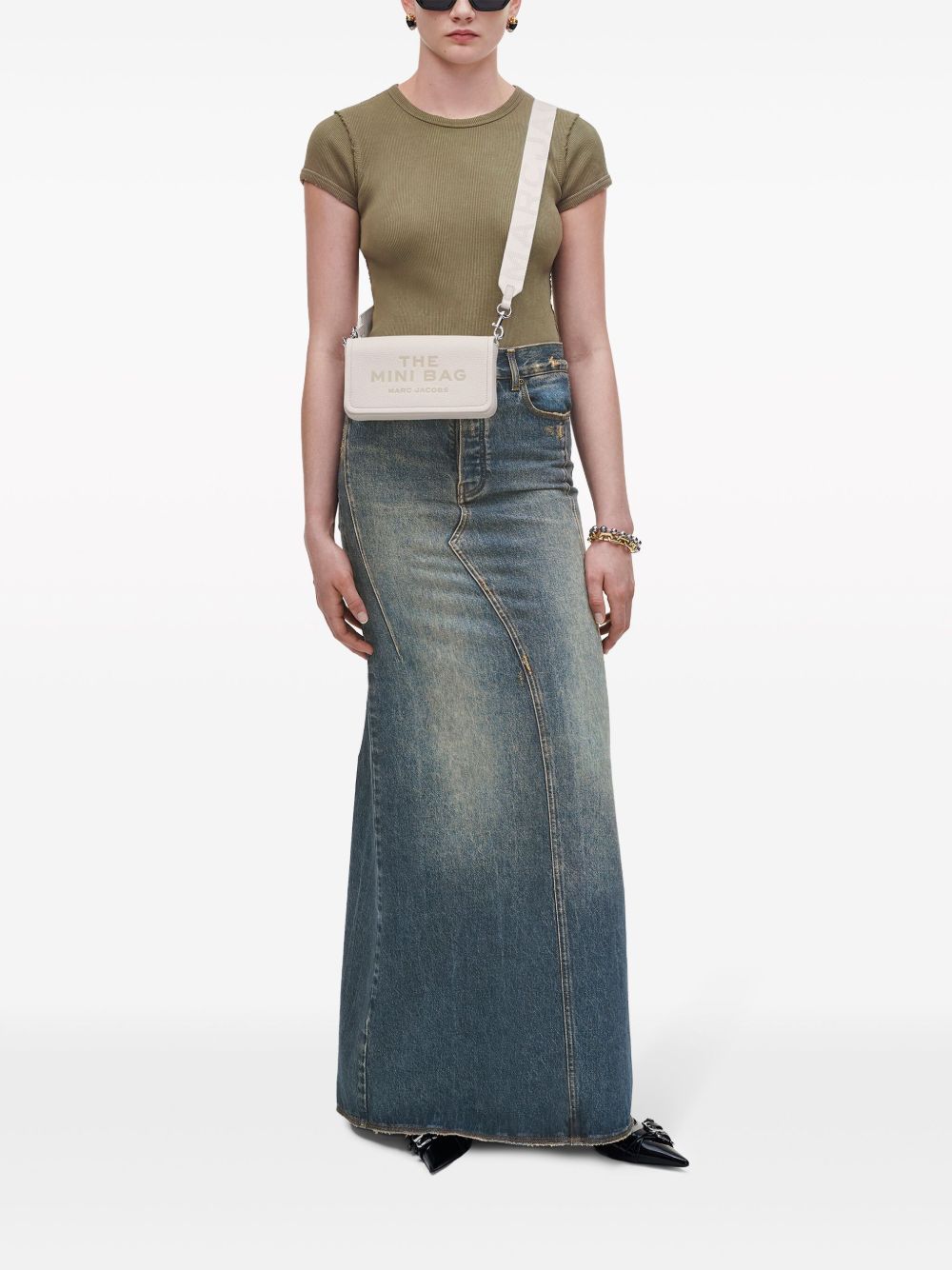 2S4SMN080S02 #137 MARC JACOBS