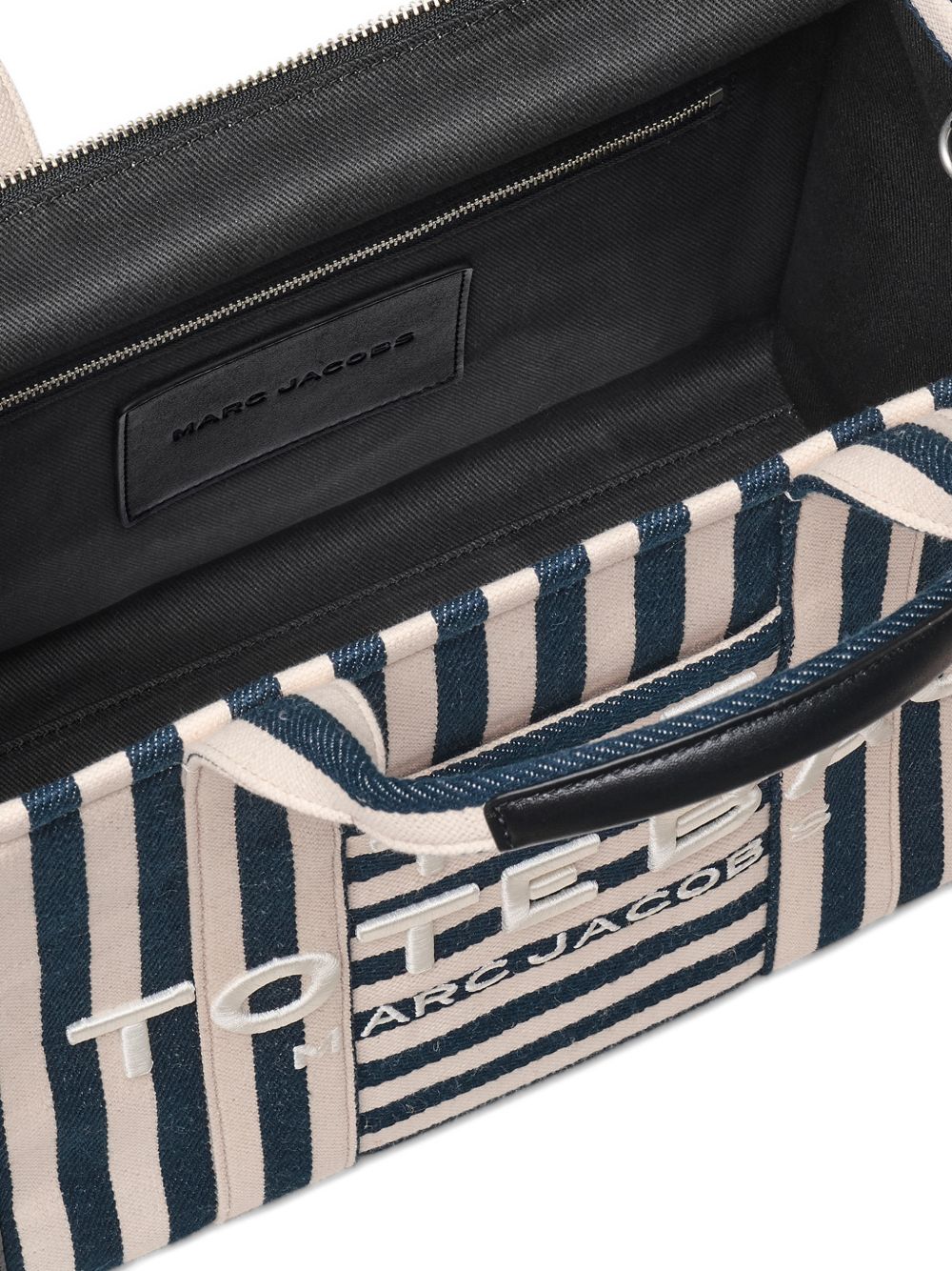 2S6HTT021H02 #455 MARC JACOBS
