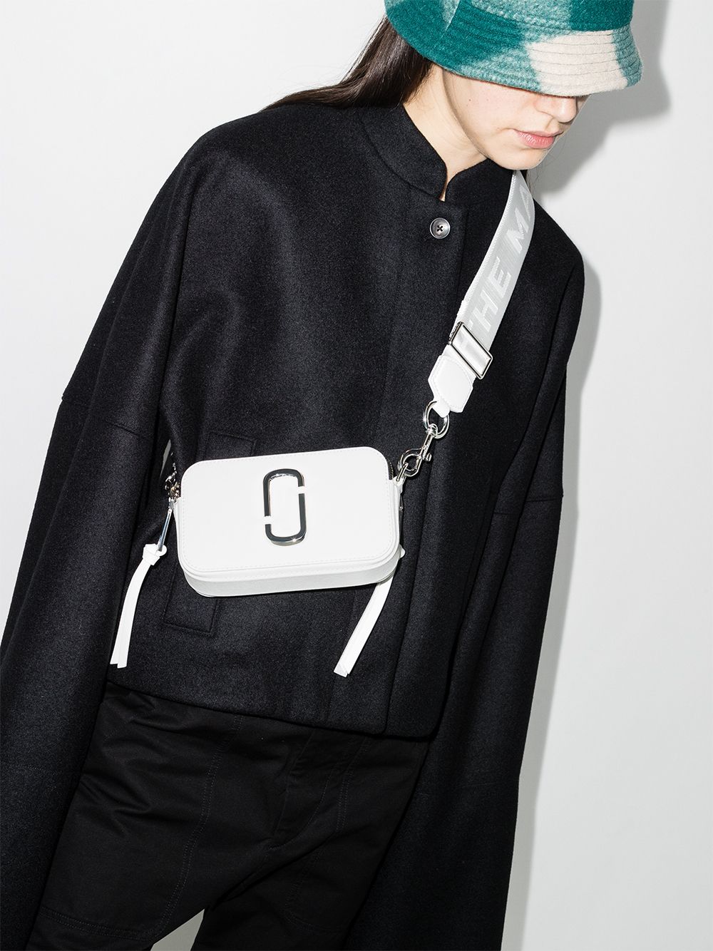 M0014867 #100 MARC JACOBS