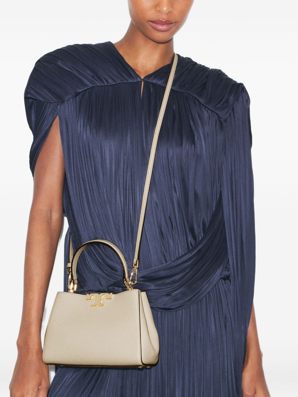 171235 #250 TORY BURCH