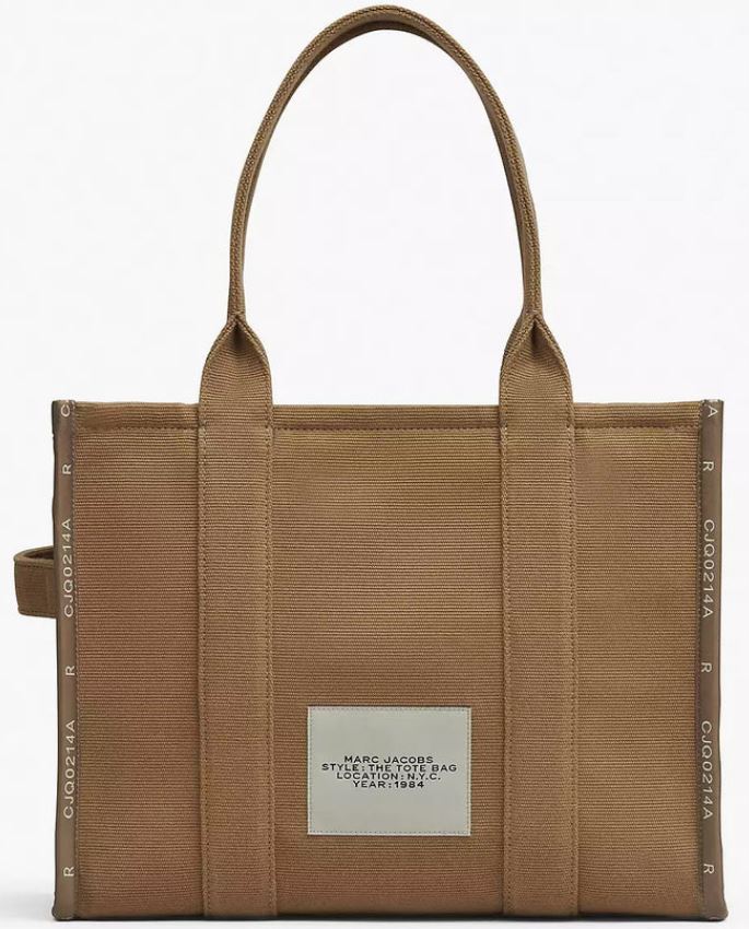 M0017048 #230 MARC JACOBS