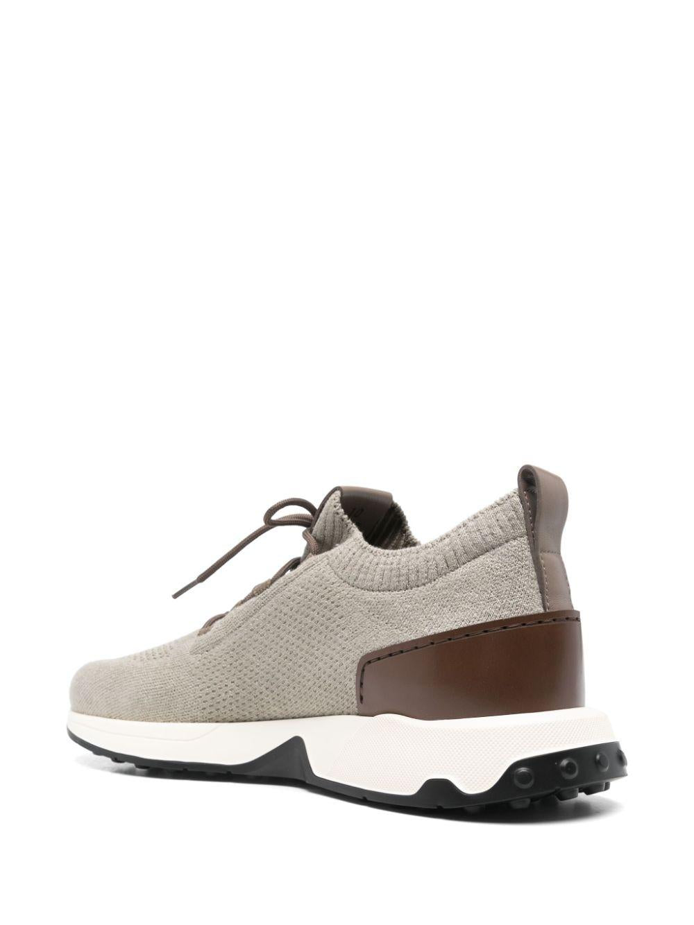 TODS XXM63K0IE43U5GB203