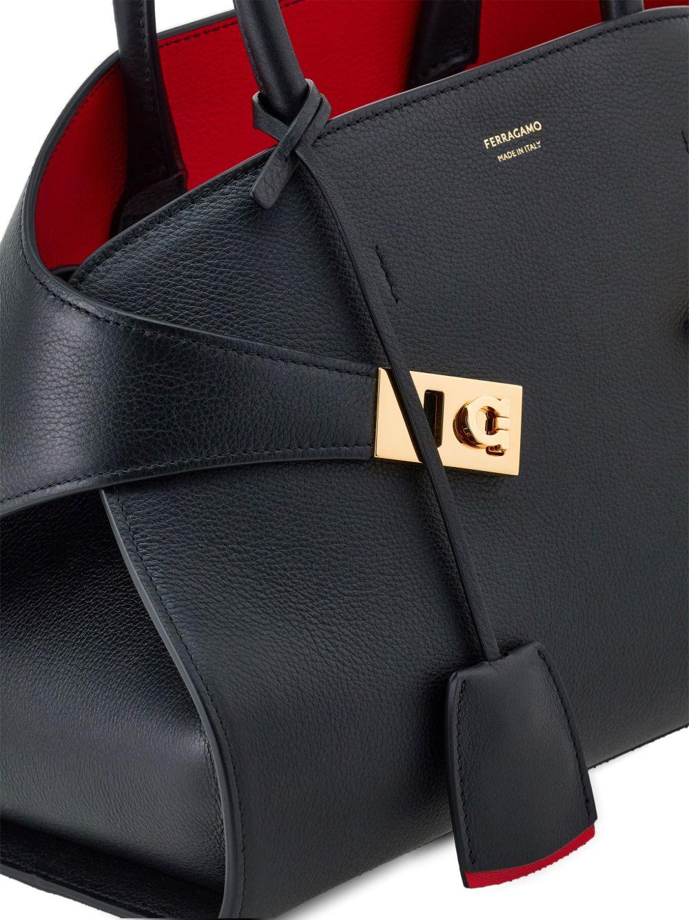 767814 215608NERO SALVATORE FERRAGAMO