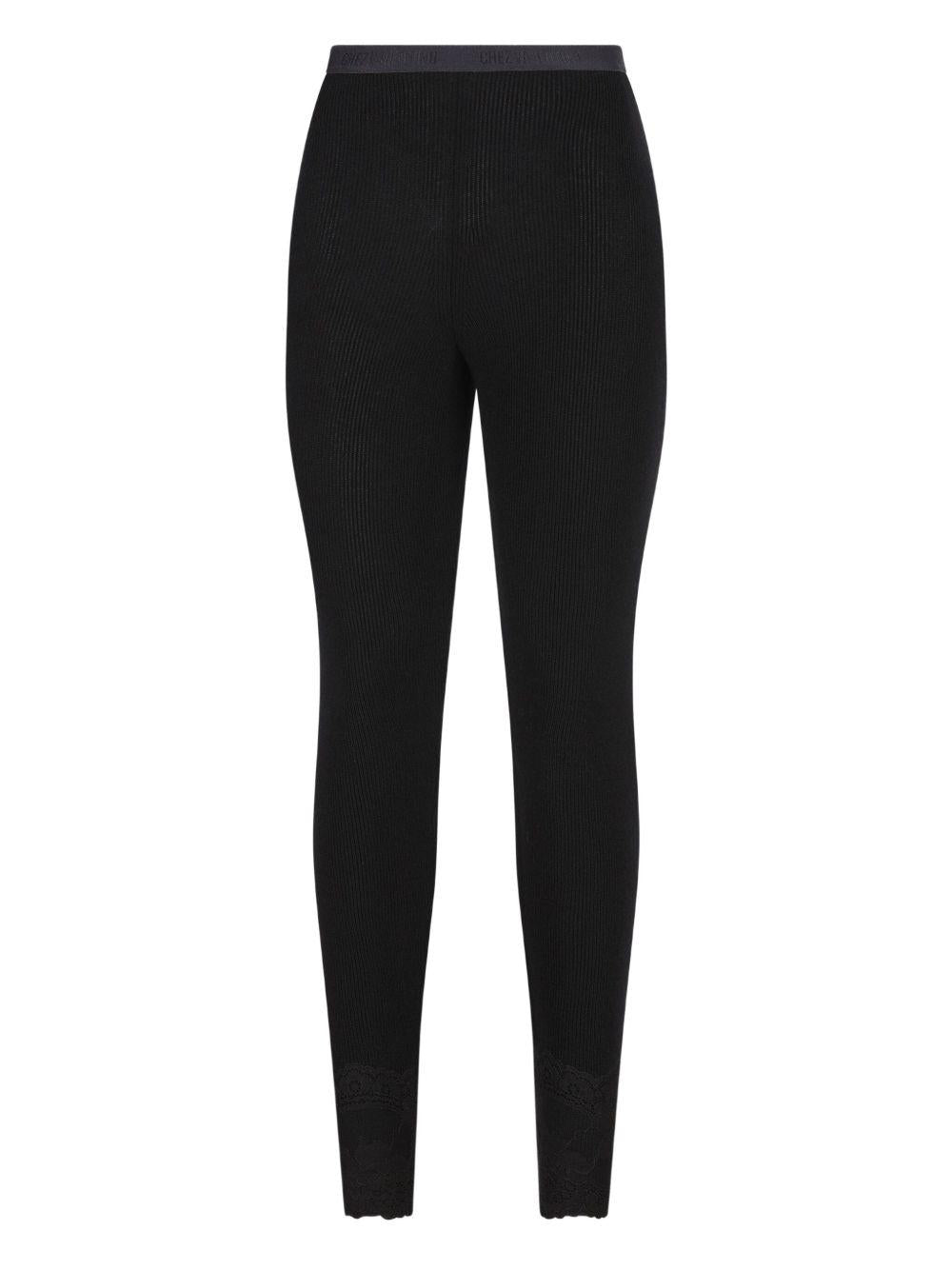 7B0KF02R* 9SH0NO VALENTINO