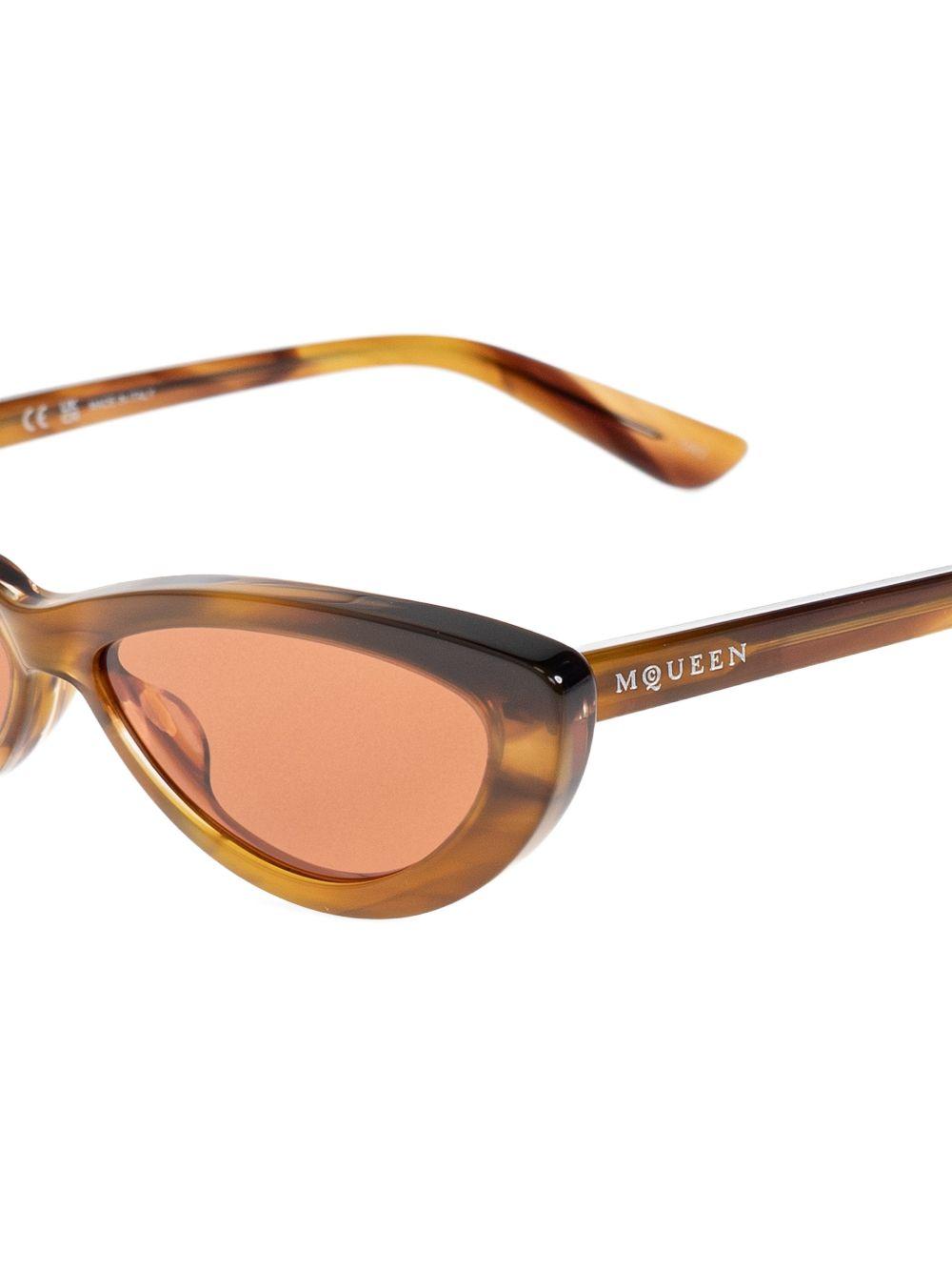 852625 J07492312 ALEXANDER MCQUEEN