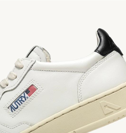 AULM LL22WHT/BLACK AUTRY
