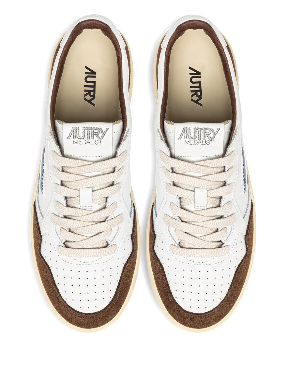 AULM FT05WHITE/TUND AUTRY