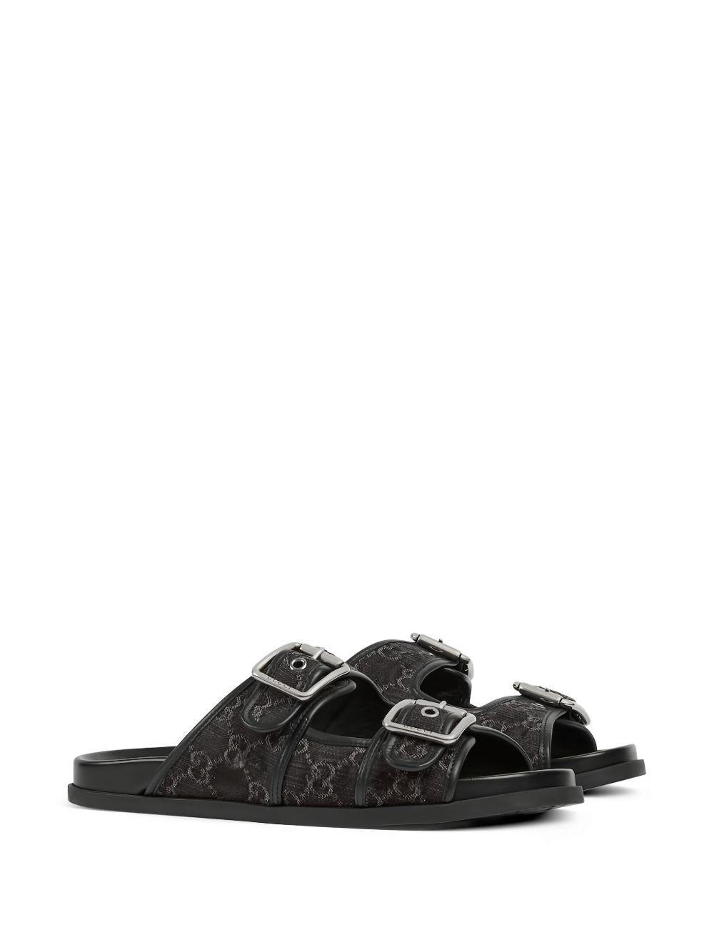 831830 FAFPY8473 GUCCI