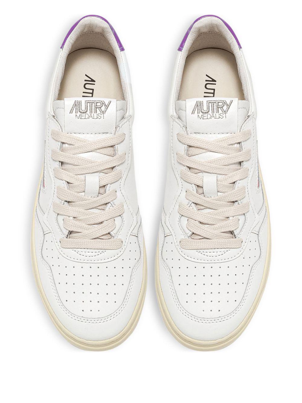 AULW SG10GOAT/WHITE AUTRY