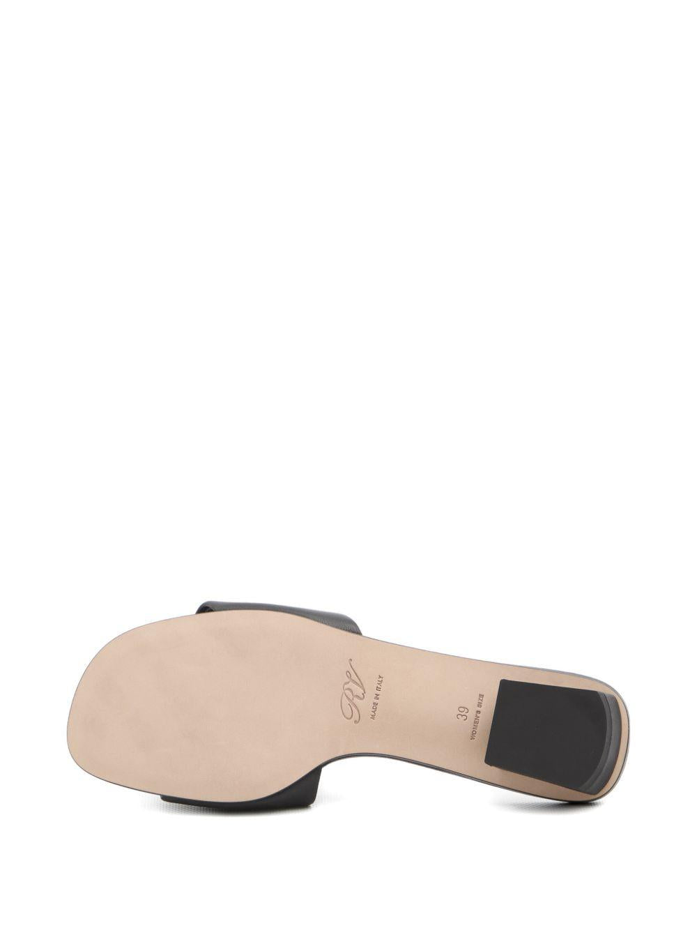 RVW81644920 91TB999 ROGER VIVIER