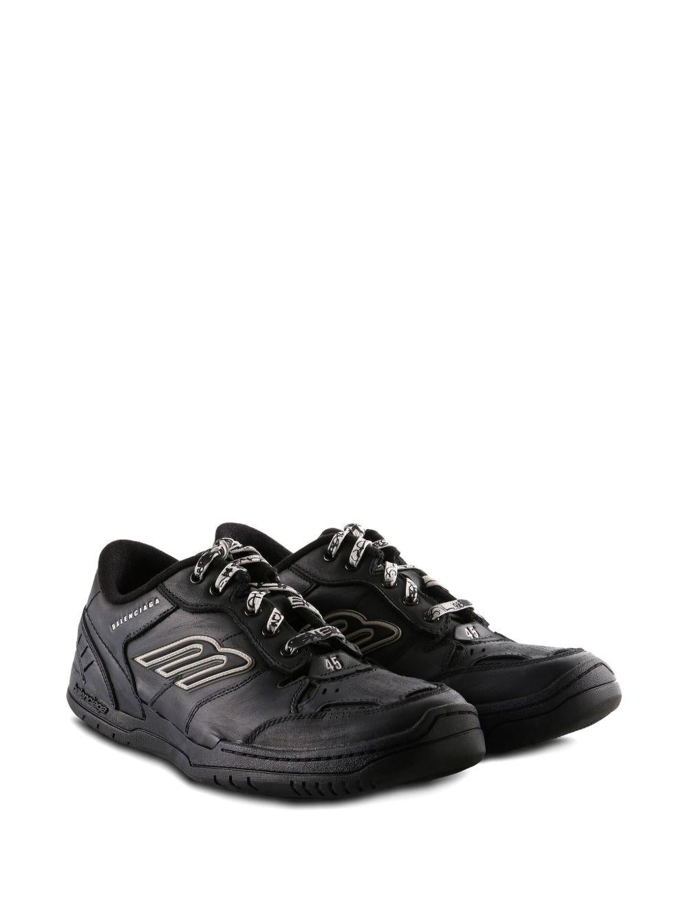 841765 WCURB1000 BALENCIAGA