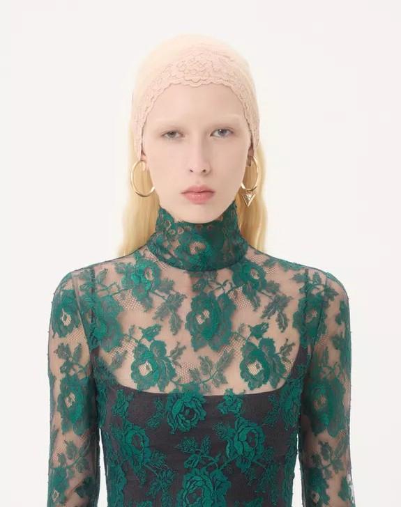 7B0AEB40* 9S8392 VALENTINO