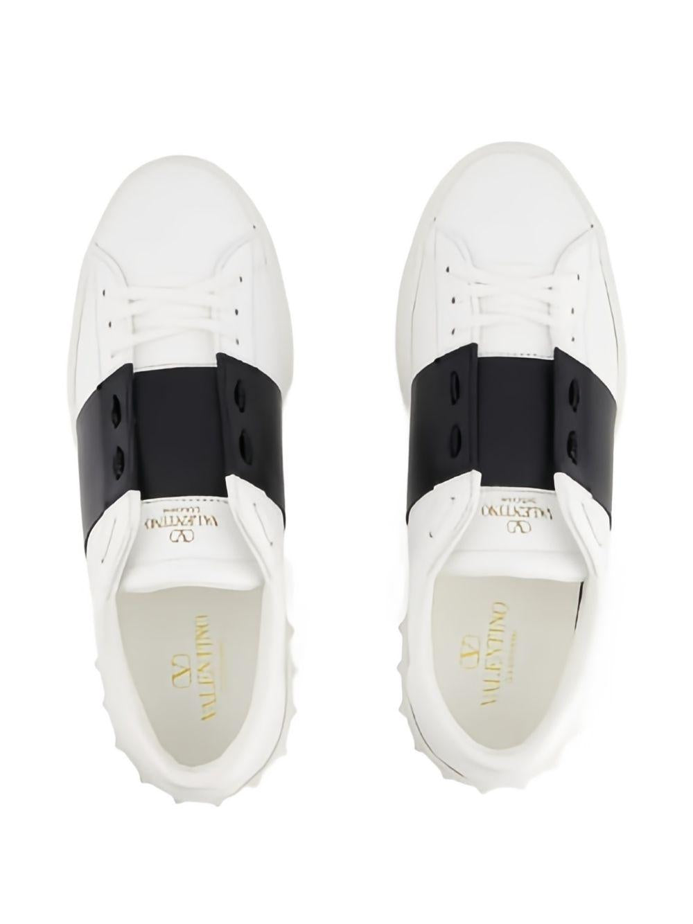 8Y2S0830BLU* #A01 VALENTINO