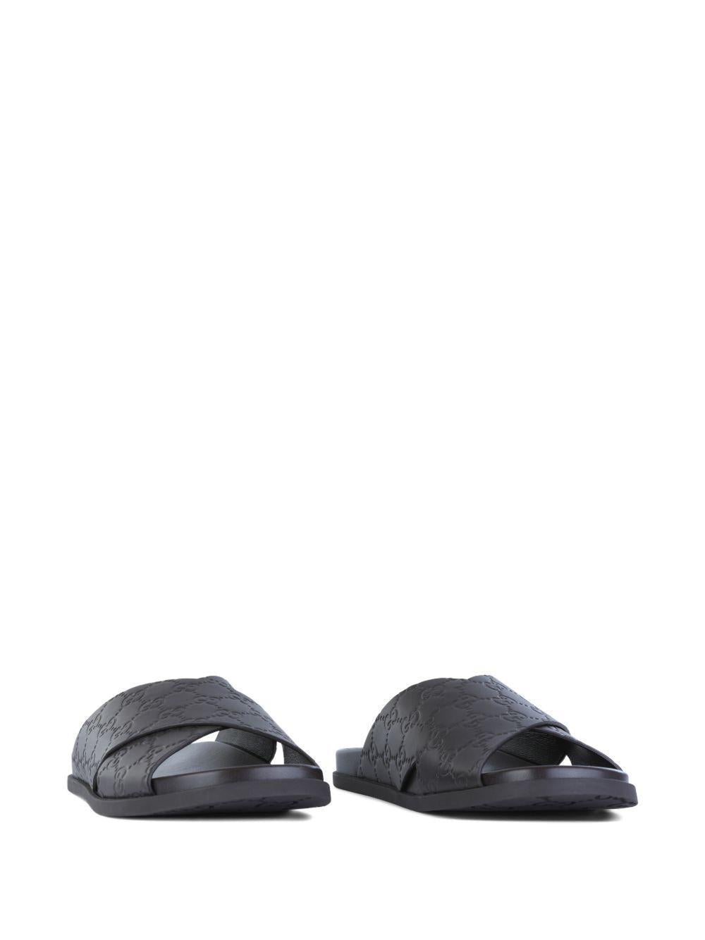 834940 AADMJ2140 GUCCI