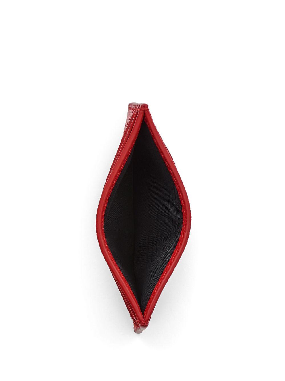 2P4SMP045S02 #617 MARC JACOBS