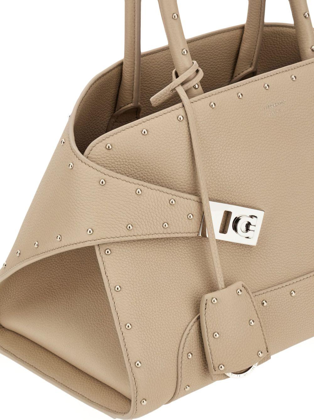 786919 21A265STONE SALVATORE FERRAGAMO