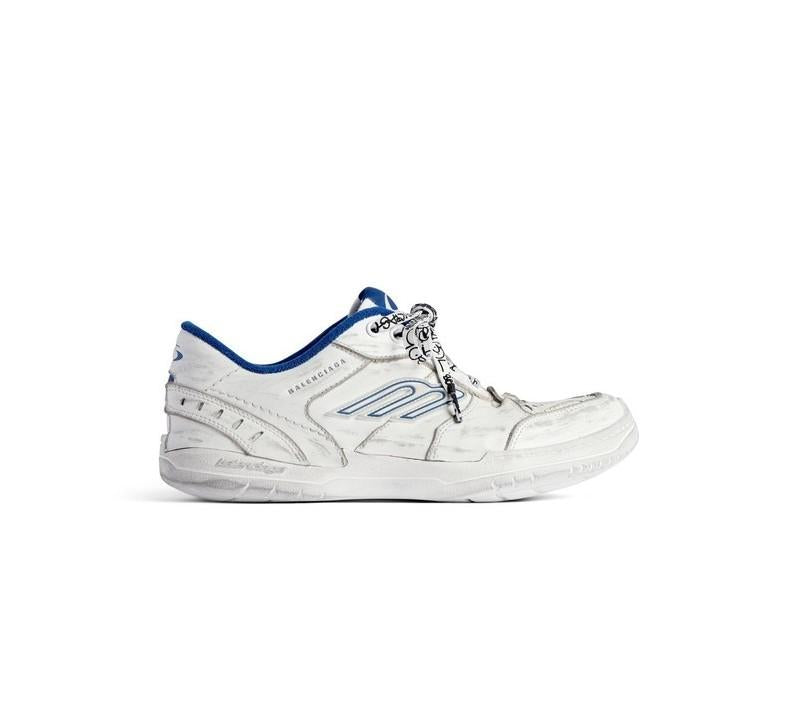 841765 WCURB9141 BALENCIAGA