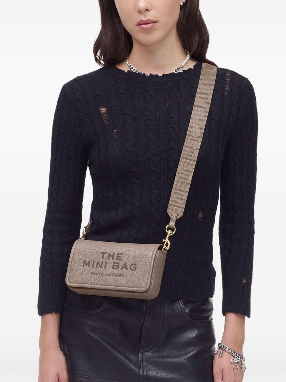 2S4SMN080S02 #055 MARC JACOBS