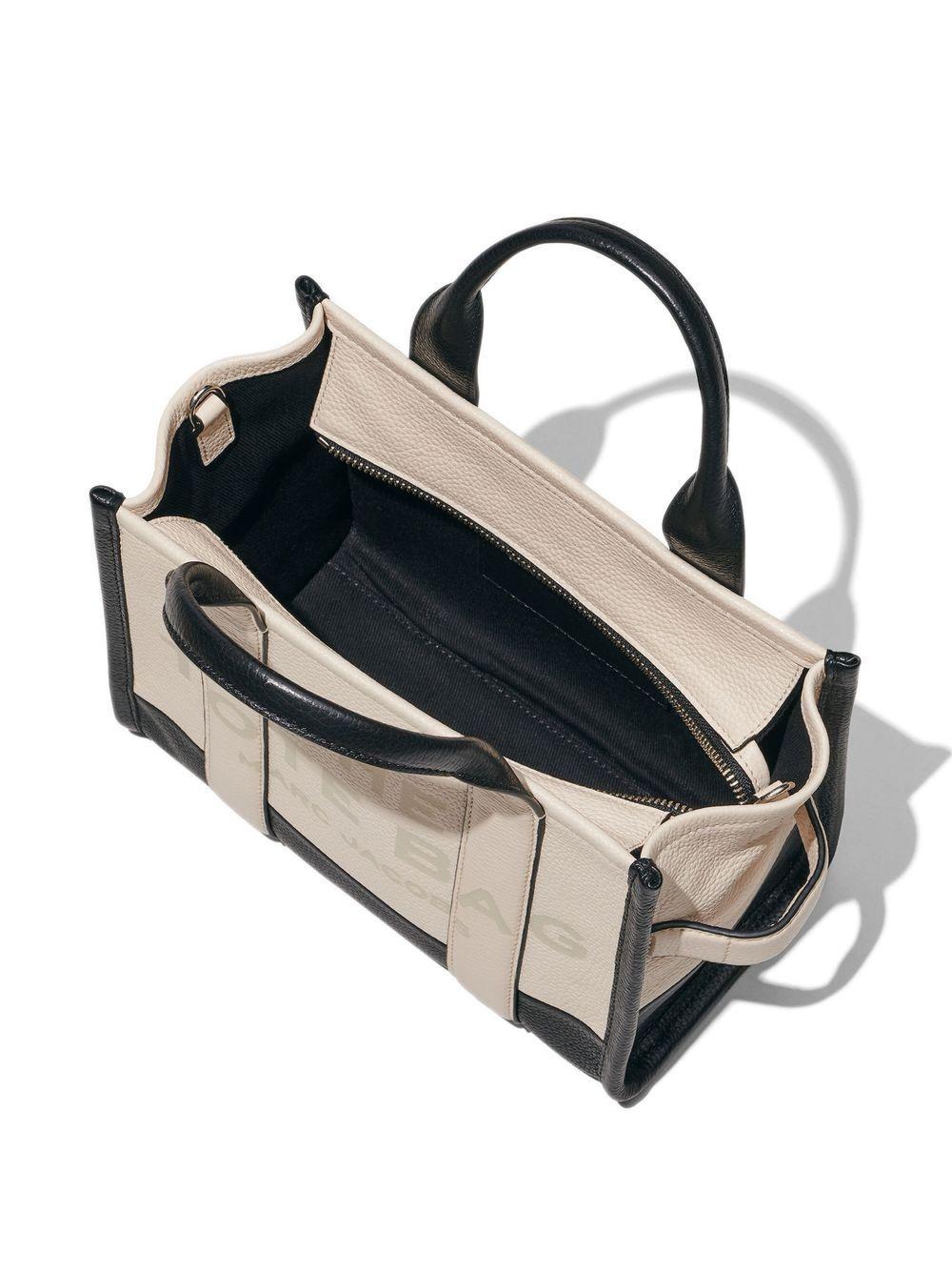 H006L01RE22 #112 MARC JACOBS