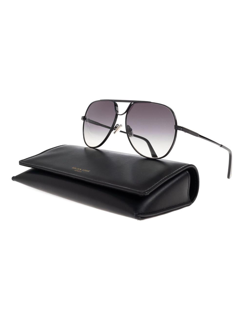 GUA00670 A00077660630 GOLDEN GOOSE