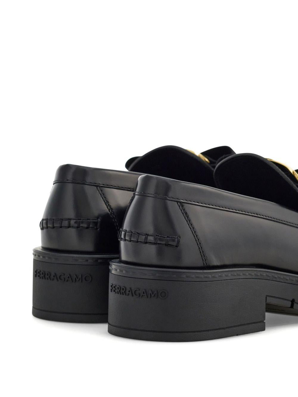 777353 01J060NERO SALVATORE FERRAGAMO