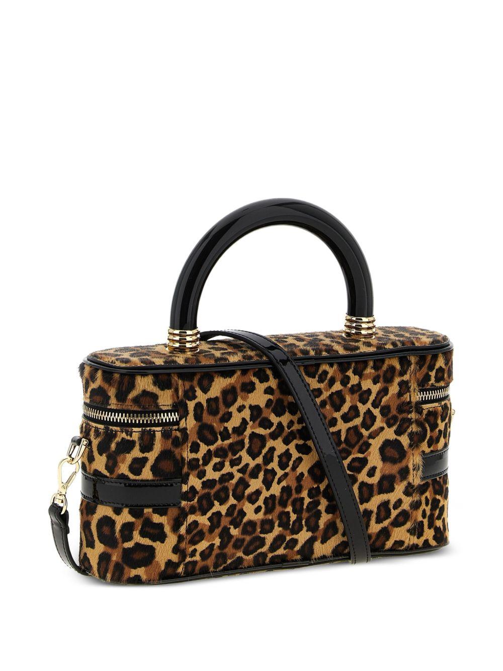 RBWAORH0101 USN021Z ROGER VIVIER