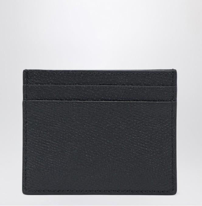 8Y2P0AP4UAG* #0NO VALENTINO